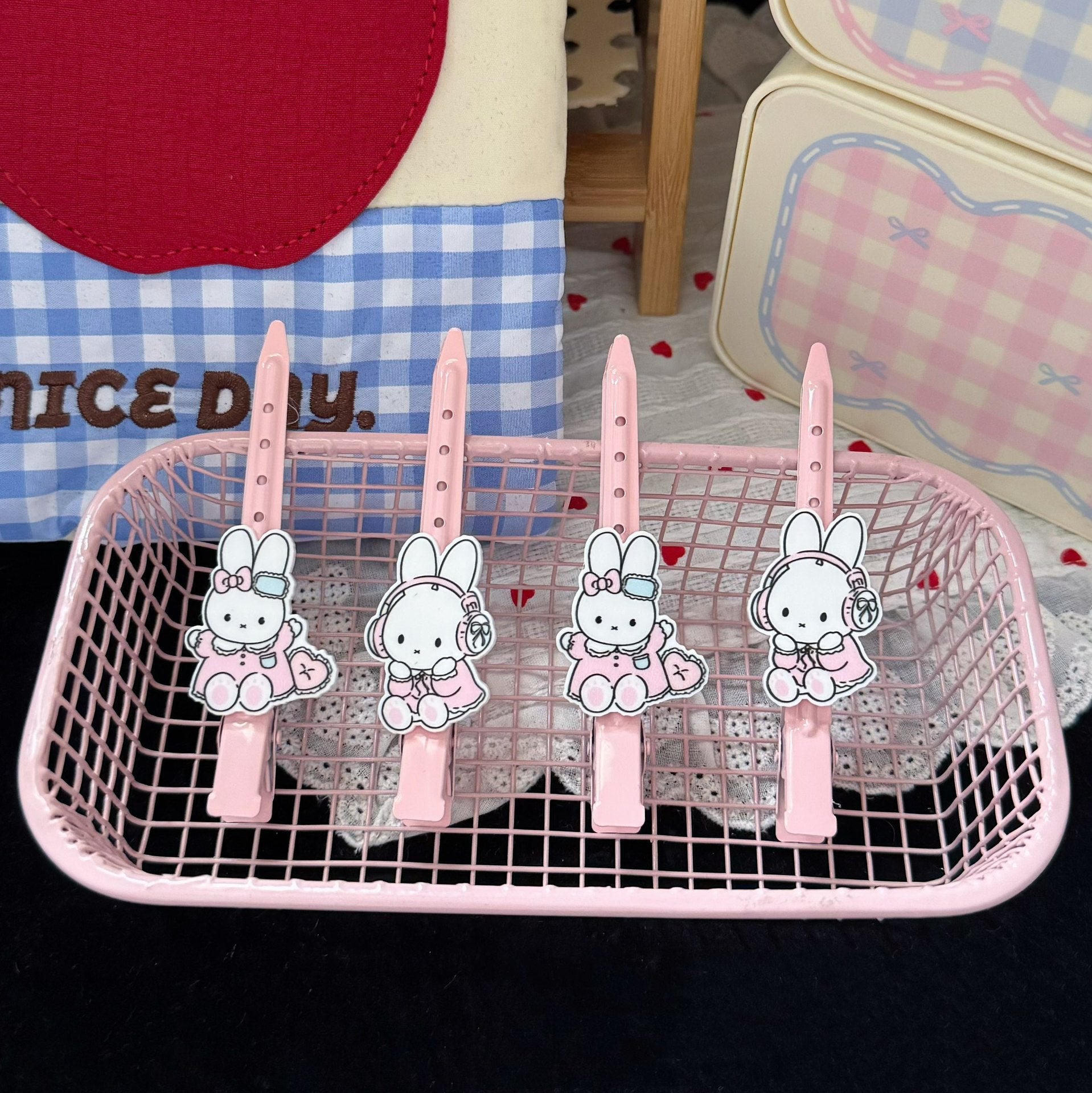 粉色兔子卡通髮夾－商品主圖｜https://igowo.tw/