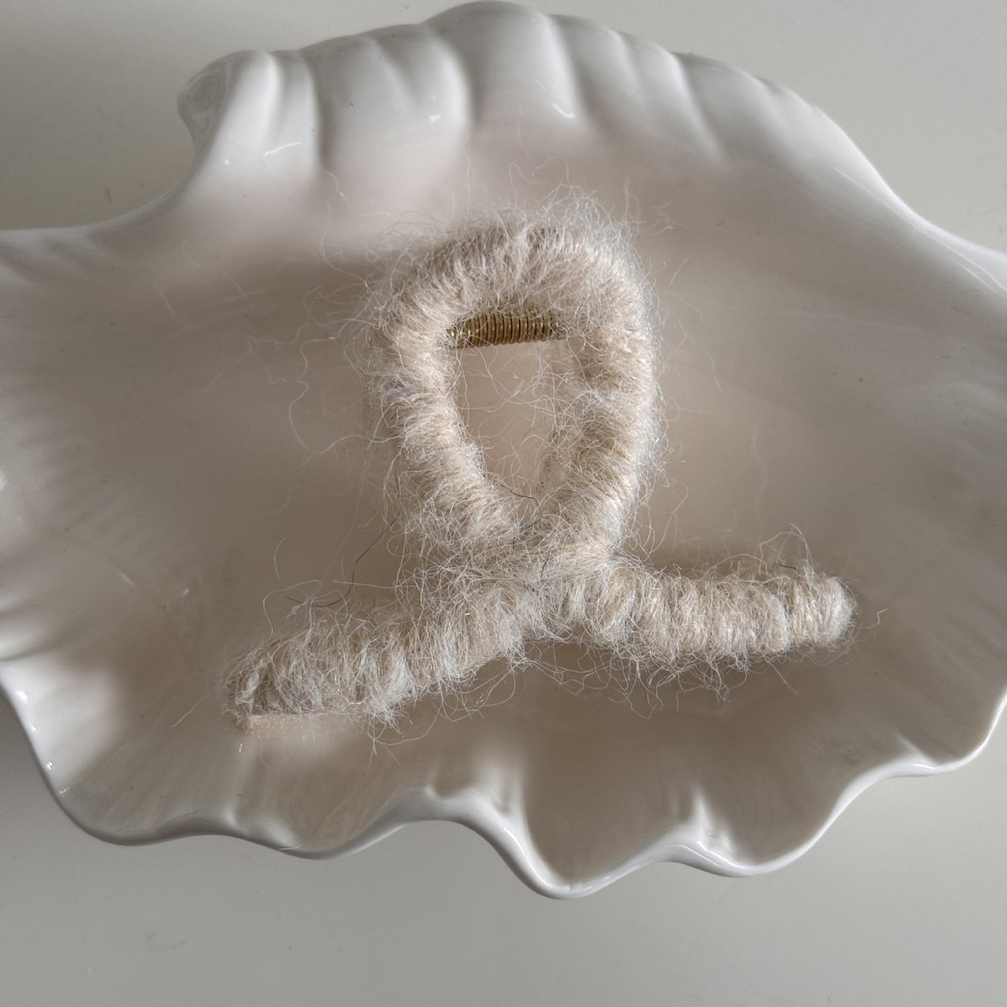纏繞簡約鯊魚夾