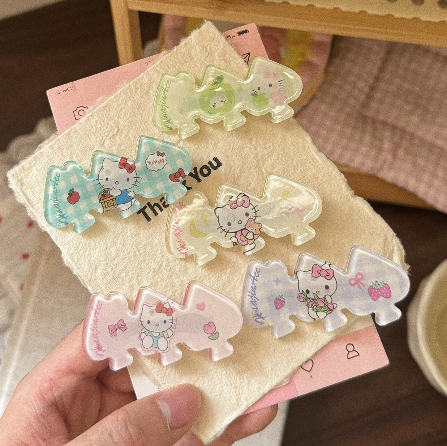 貓咪愛心髮夾－商品主圖｜https://igowo.tw/