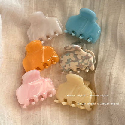 醋酸板材復古鯊魚夾－商品主圖｜https://igowo.tw/