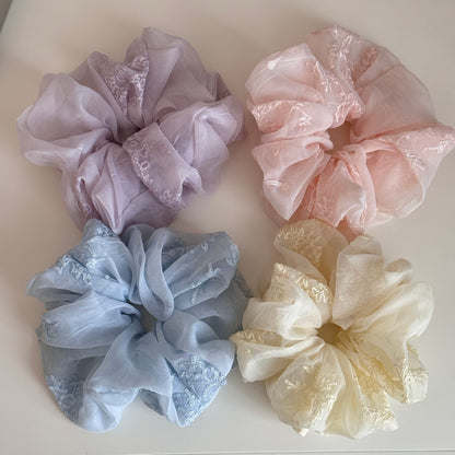 大腸圈刺繡髮圈－第二視角實拍｜https://igowo.tw/