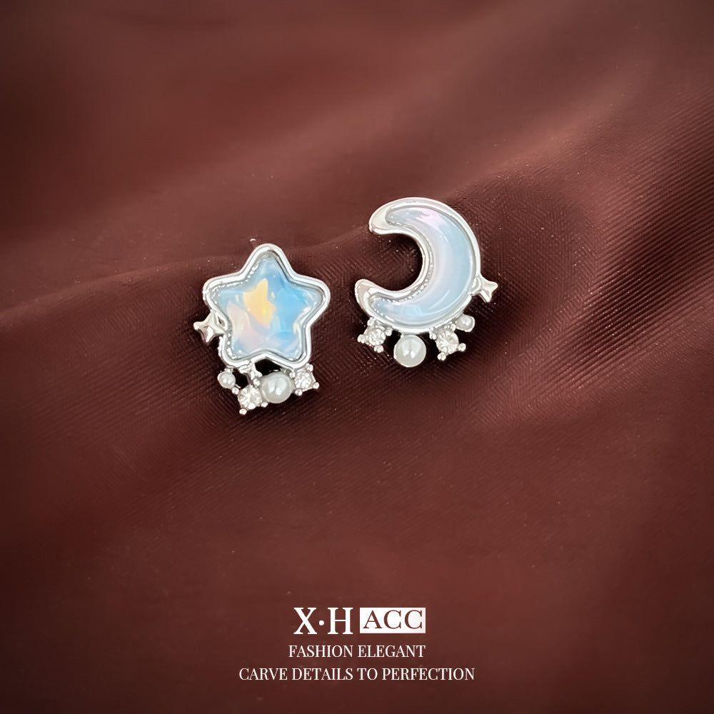 銀針星星不對稱耳釘－商品主圖｜https://igowo.tw/