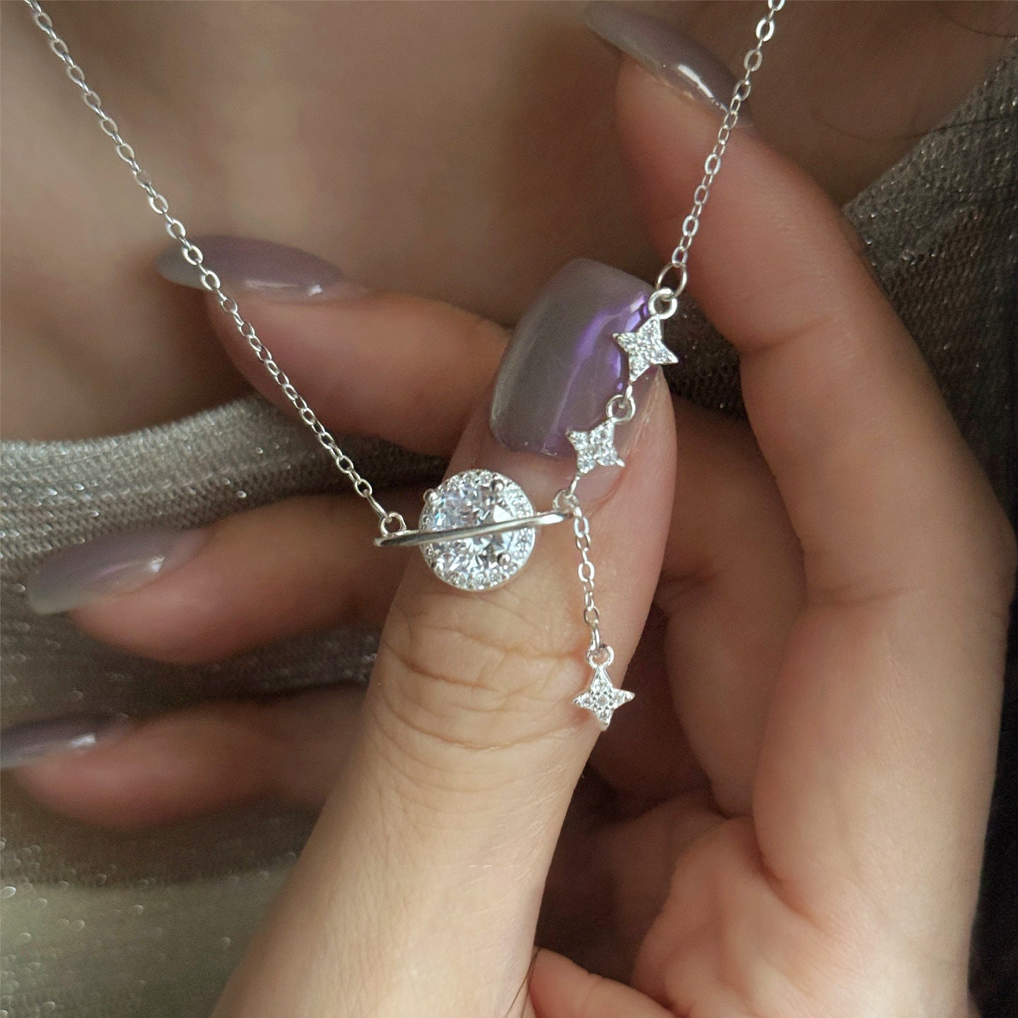 鋯石星球簡約項鍊－商品主圖｜https://igowo.tw/