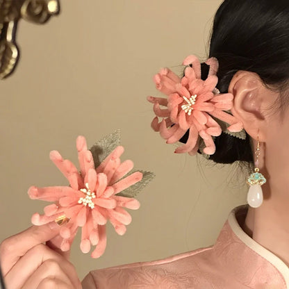 雛菊復古髮夾－菊花絨花夾-紫色款實拍｜https://igowo.tw/