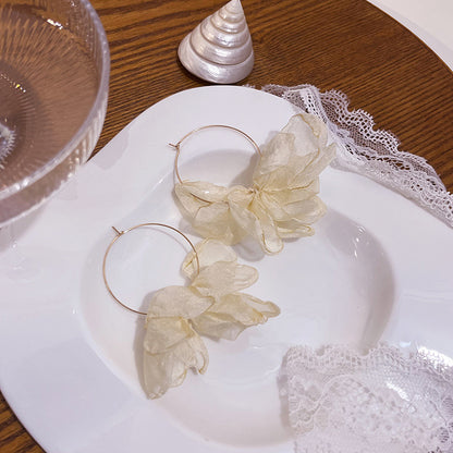粉色珍珠花朵流蘇耳環－細節特寫19｜https://igowo.tw/