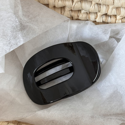 復古簡約鯊魚夾－淺玳瑁-衣架抓夾款細節｜https://igowo.tw/
