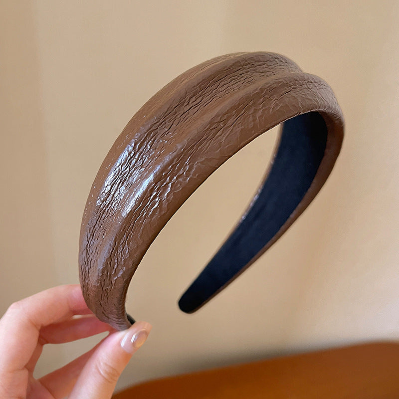 皮革寬版髮箍－黑色款細節｜https://igowo.tw/