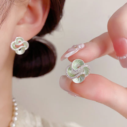 鋯石花朵電鍍簡約耳釘－第二視角實拍｜https://igowo.tw/