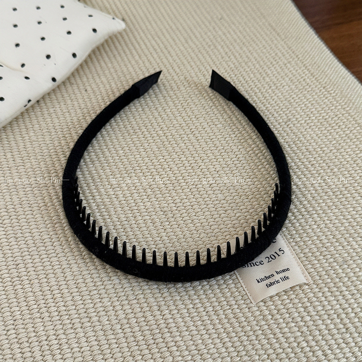 纏繞復古髮箍－深咖色款細節｜https://igowo.tw/