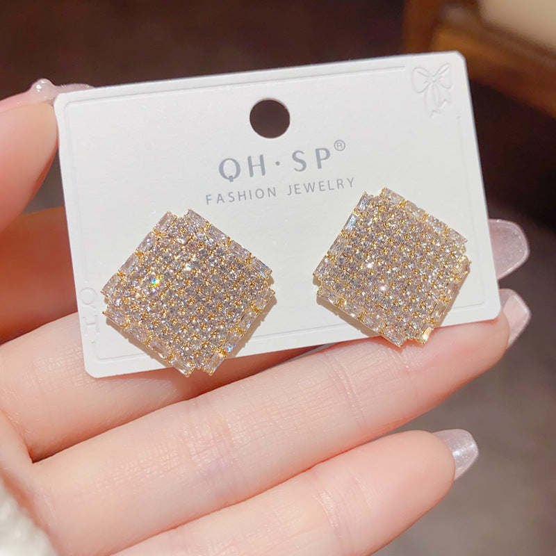 S925鋯石菱形耳釘－商品主圖｜https://igowo.tw/