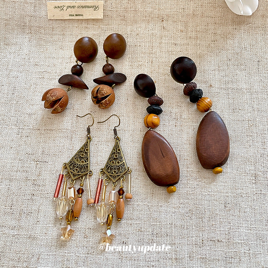 木質圓形復古耳釘－耳鉤-金色-咖色款細節｜https://igowo.tw/