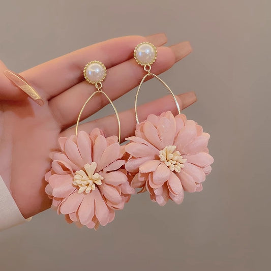 粉色花朵耳釘－商品主圖｜https://igowo.tw/