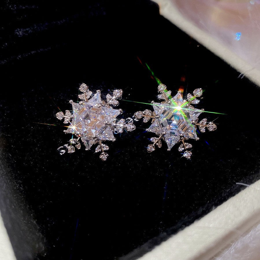 銀針鋯石雪花珍珠耳釘圣誕優雅小眾氣質百搭耳環輕奢高級感耳飾女