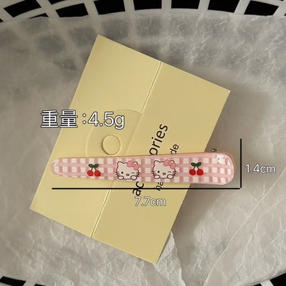 粉色簡約髮夾－小美格子髮夾款細節1｜https://igowo.tw/