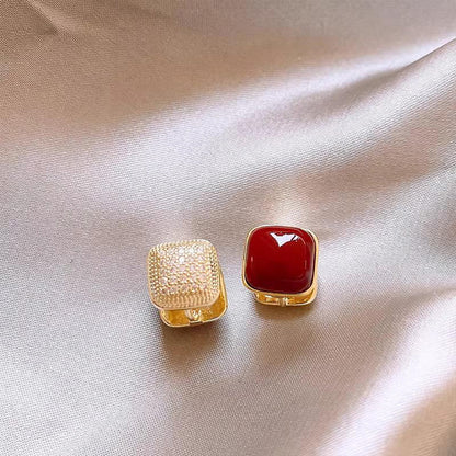 復古紅琺瑯鑲鑽耳釘－細節特寫40｜https://igowo.tw/