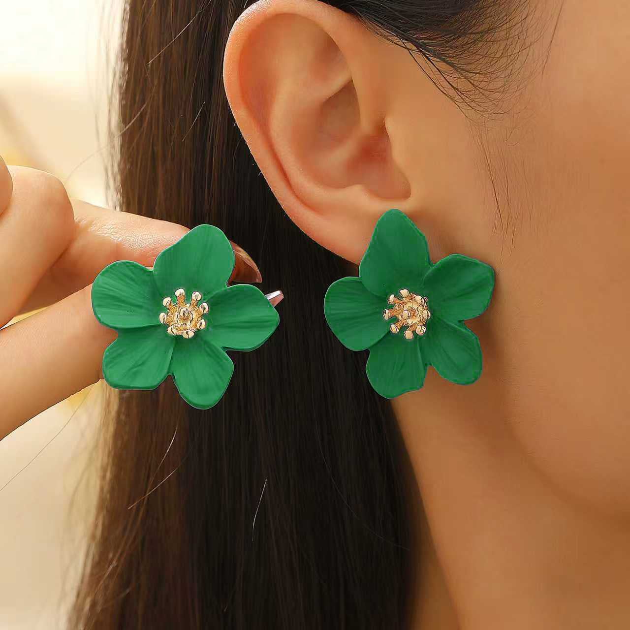 花朵墜飾復古項鍊－細節特寫12｜https://igowo.tw/