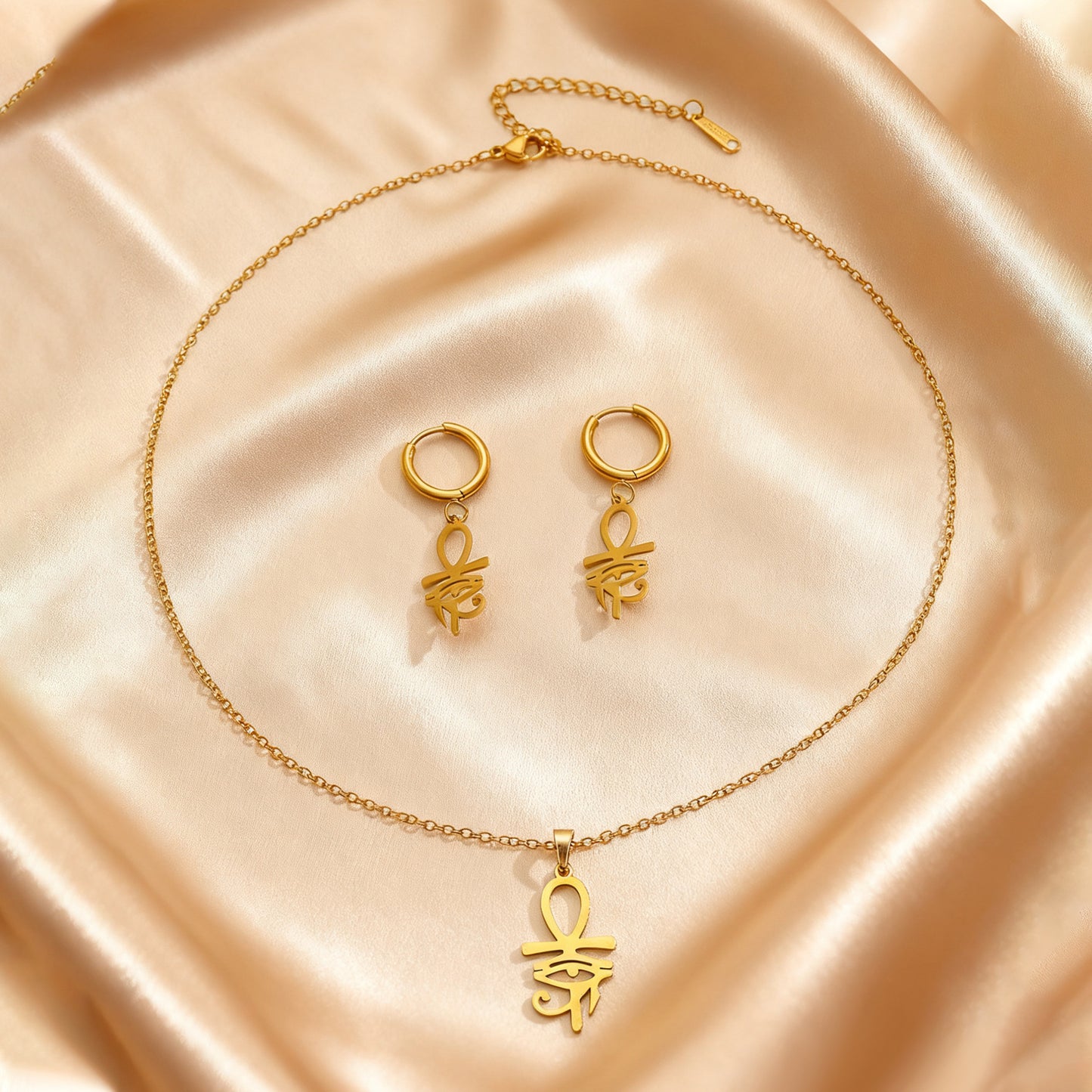 不鏽鋼十字垂墜耳環－細節特寫1｜https://igowo.tw/