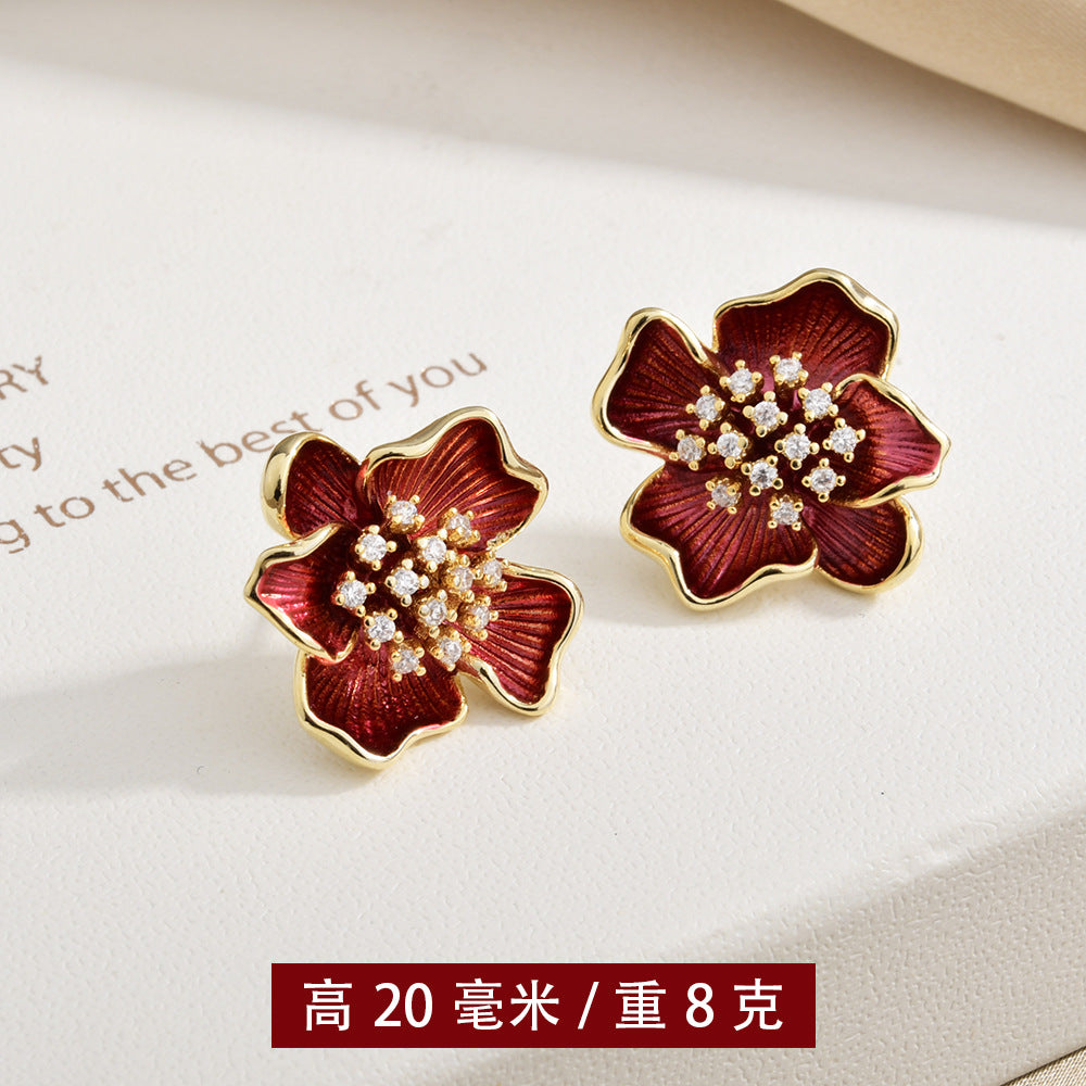 復古紅簡約耳釘－細節特寫4｜https://igowo.tw/