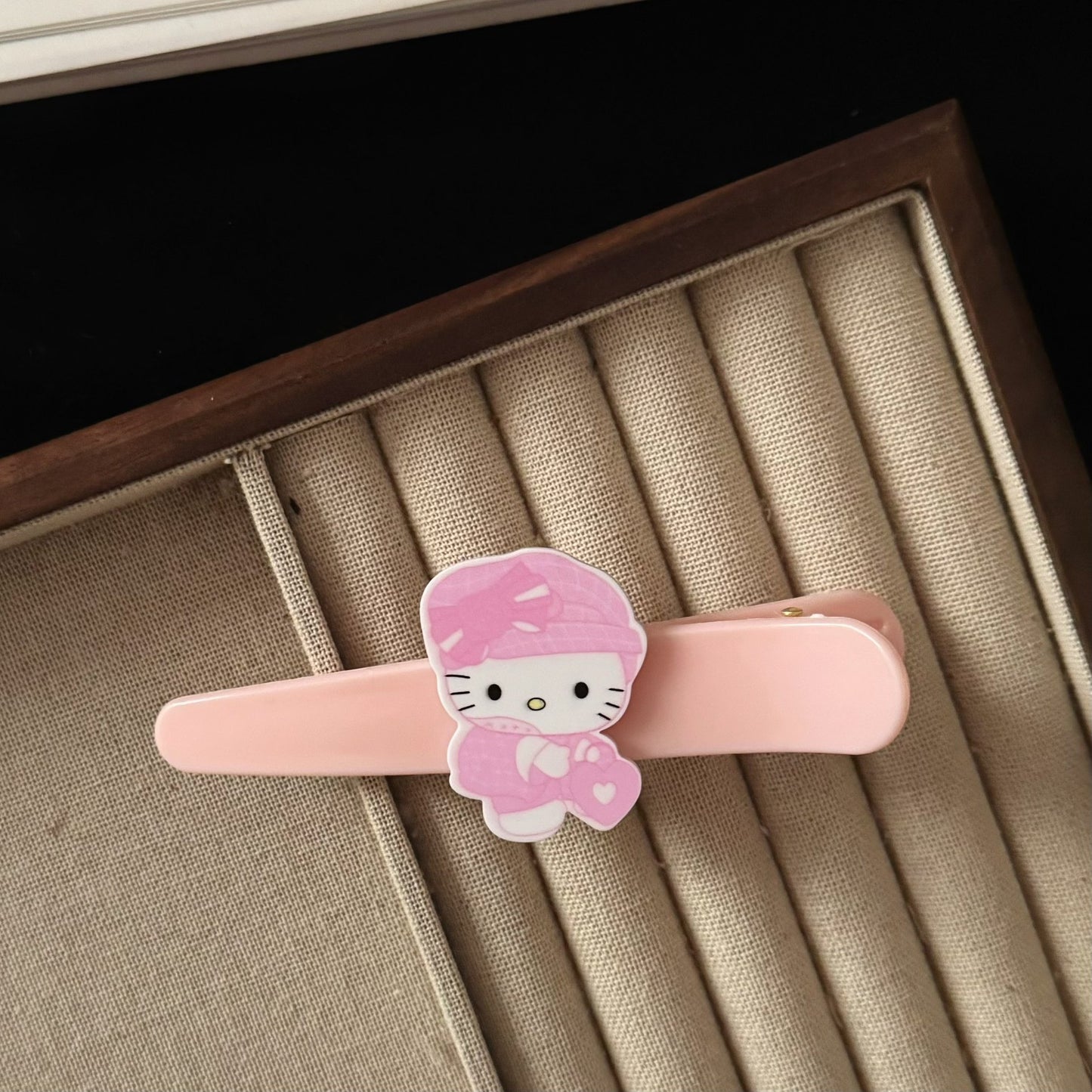 白色貓咪髮夾