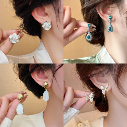金色琺瑯玫瑰電鍍耳釘－2#AB款深藍款實拍｜https://igowo.tw/