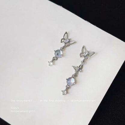 鋯石蝴蝶不對稱耳釘