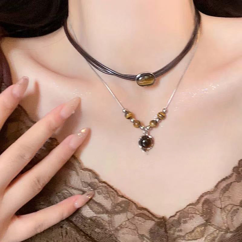 棕色虎眼石墜飾項鍊－7#項鍊-金色-咖色款細節｜https://igowo.tw/