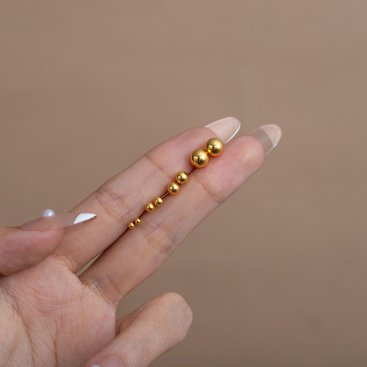 不鏽鋼圓珠簡約耳釘－2(3mm)金色款實拍｜https://igowo.tw/