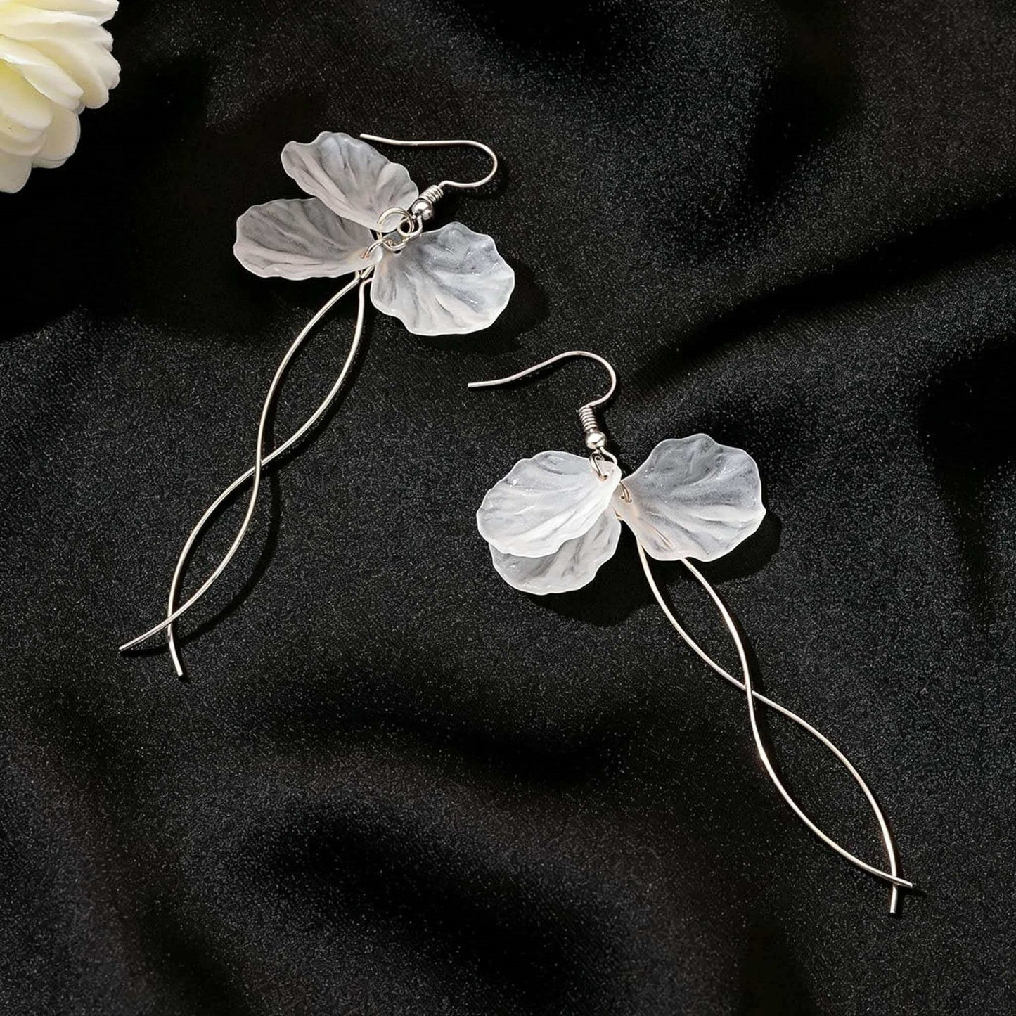 花朵流蘇多層耳釘－細節特寫8｜https://igowo.tw/