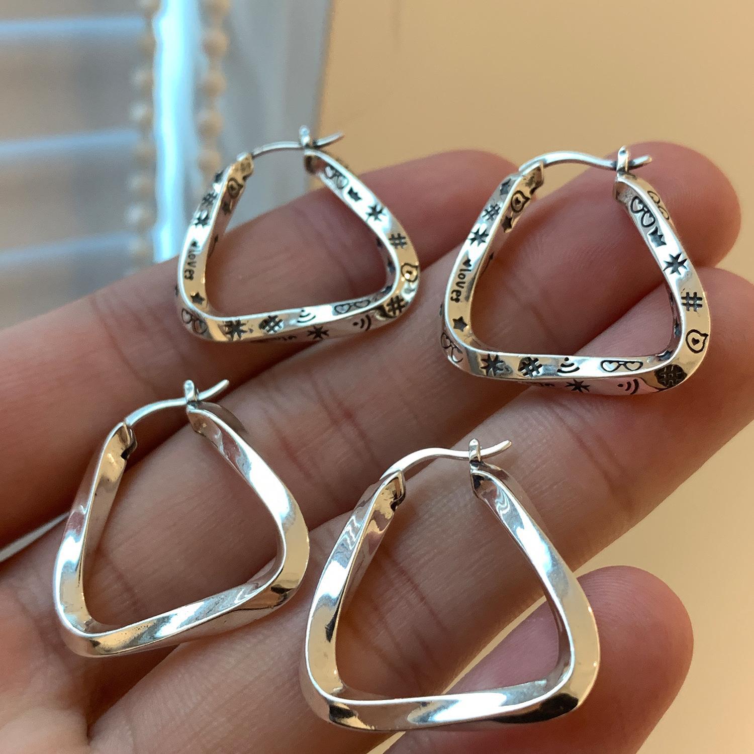 扭紋復古耳環－商品主圖｜https://igowo.tw/