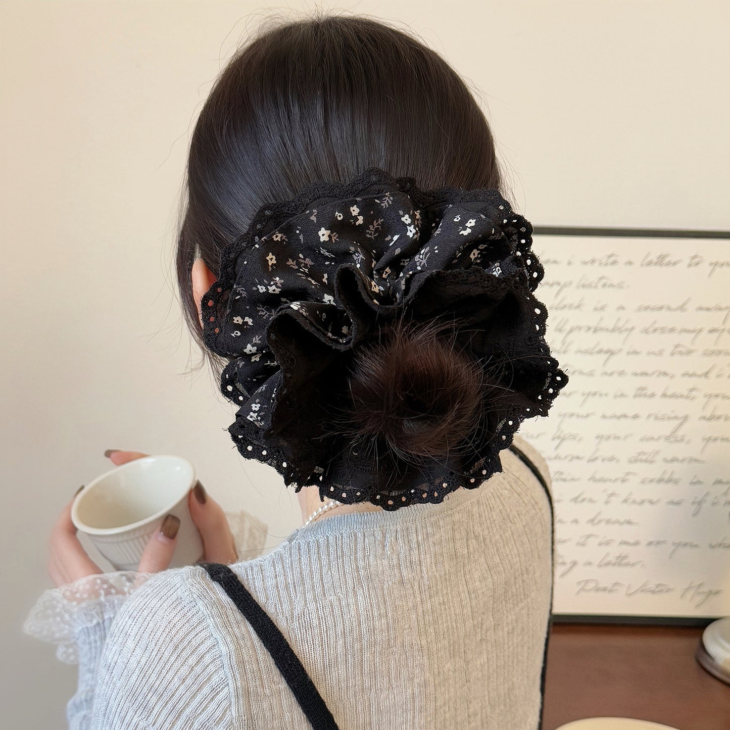 棕色蕾絲碎花復古髮圈