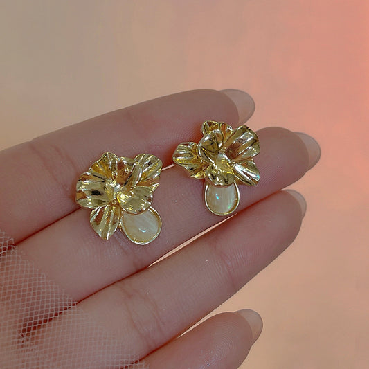 貓眼石花朵復古耳環－商品主圖｜https://igowo.tw/