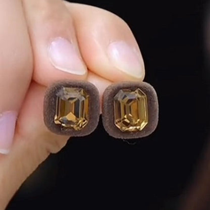 棕色水晶絨面方形耳釘