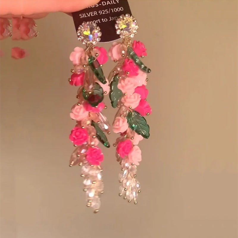 樹脂銀針花朵流蘇耳環－細節特寫4｜https://igowo.tw/