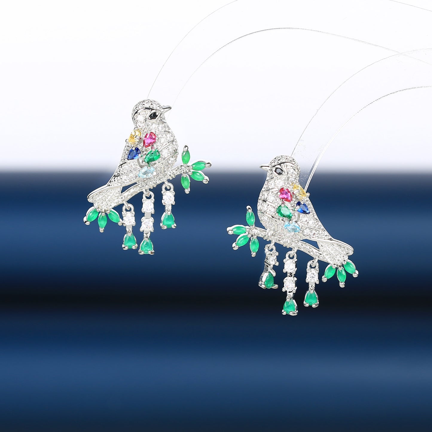 S925鋯石微鑲耳釘－商品主圖｜https://igowo.tw/