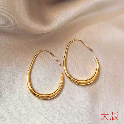 金色素圈誇張耳環－細節特寫48｜https://igowo.tw/