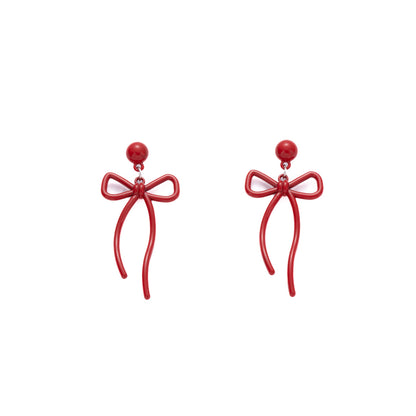 紅色銀針蝴蝶結耳釘－細節特寫3｜https://igowo.tw/