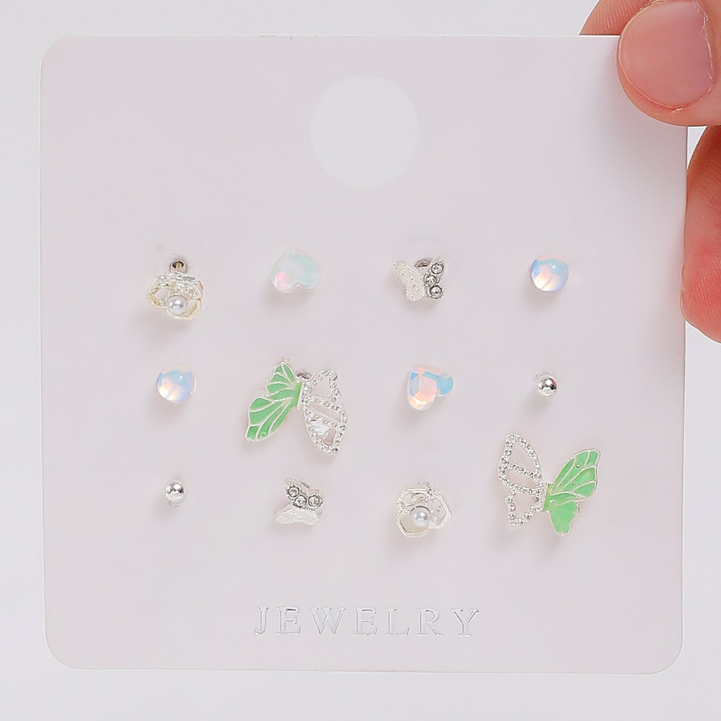 粉色蝴蝶耳釘