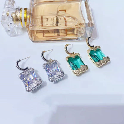 S925彩色鋯石幾何微鑲耳環－商品主圖｜https://igowo.tw/