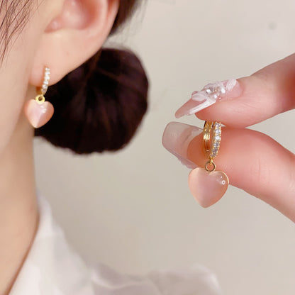貓眼石愛心簡約耳扣－商品主圖｜https://igowo.tw/