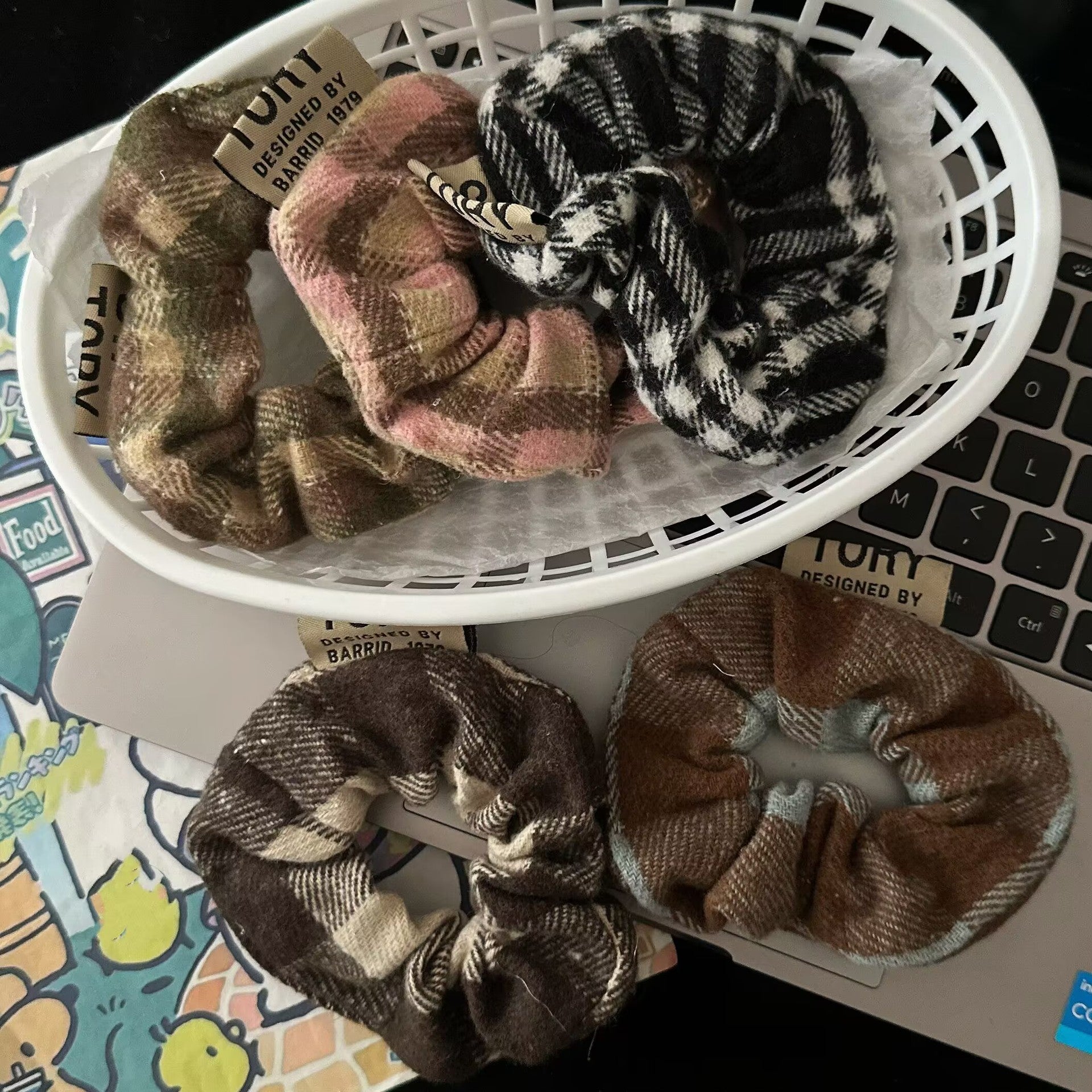 棕色大腸圈簡約髮圈－商品主圖｜https://igowo.tw/