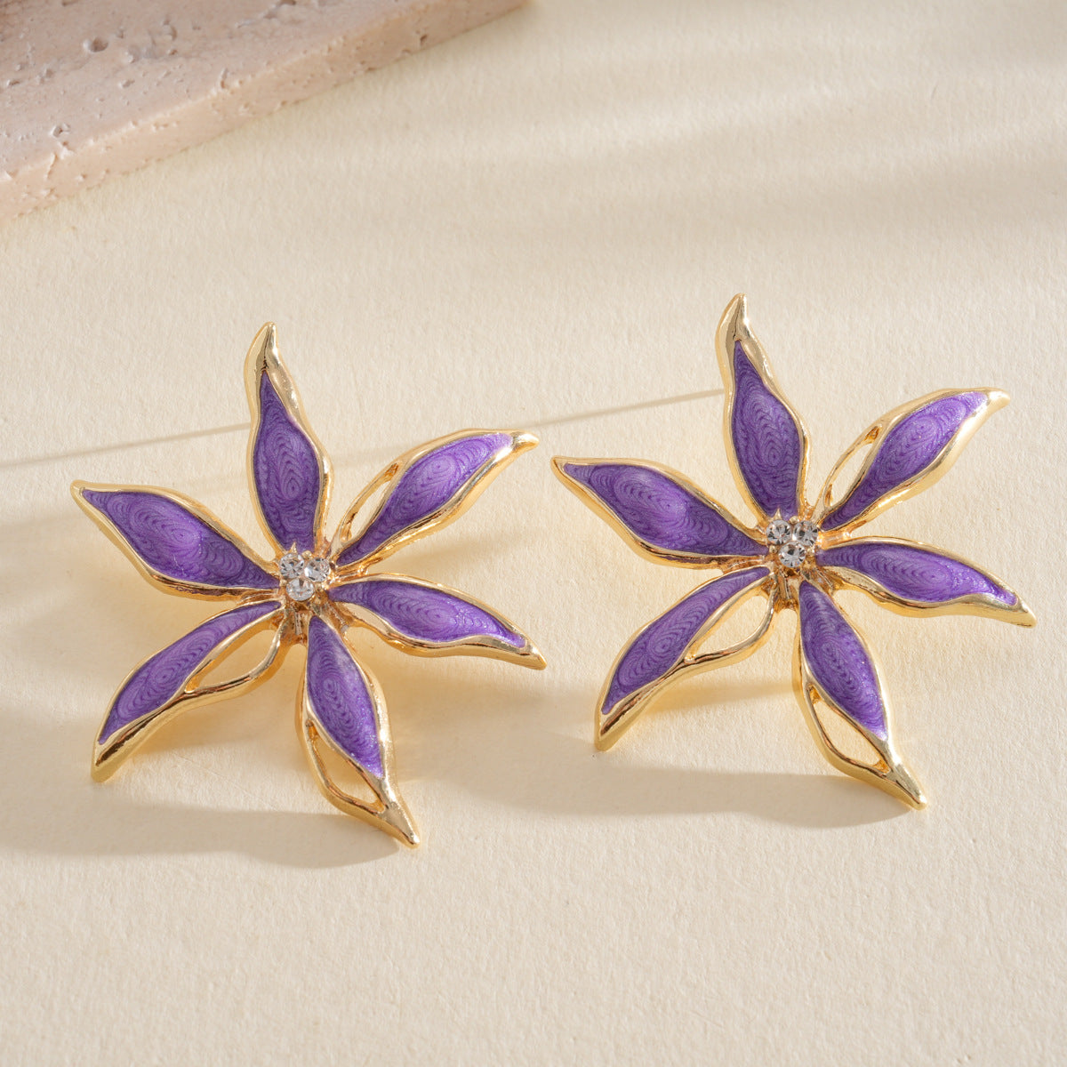 彩色琺瑯海星精雕耳釘－8#銀針-橙色款細節6｜https://igowo.tw/