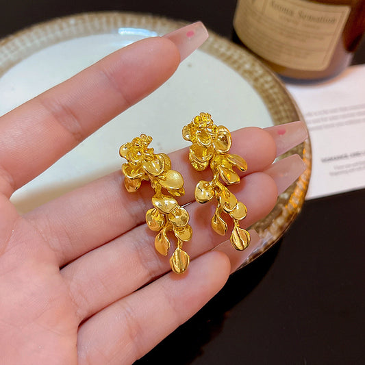 金色樹葉流蘇復古耳環－商品主圖｜https://igowo.tw/