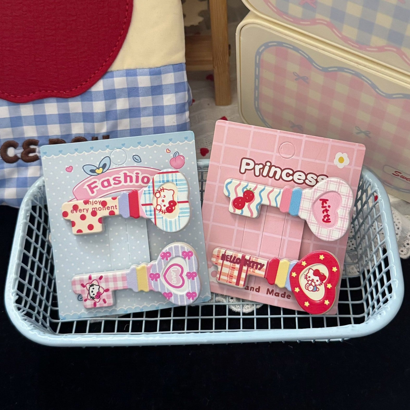 繽紛貓咪鑰匙髮夾－商品主圖｜https://igowo.tw/