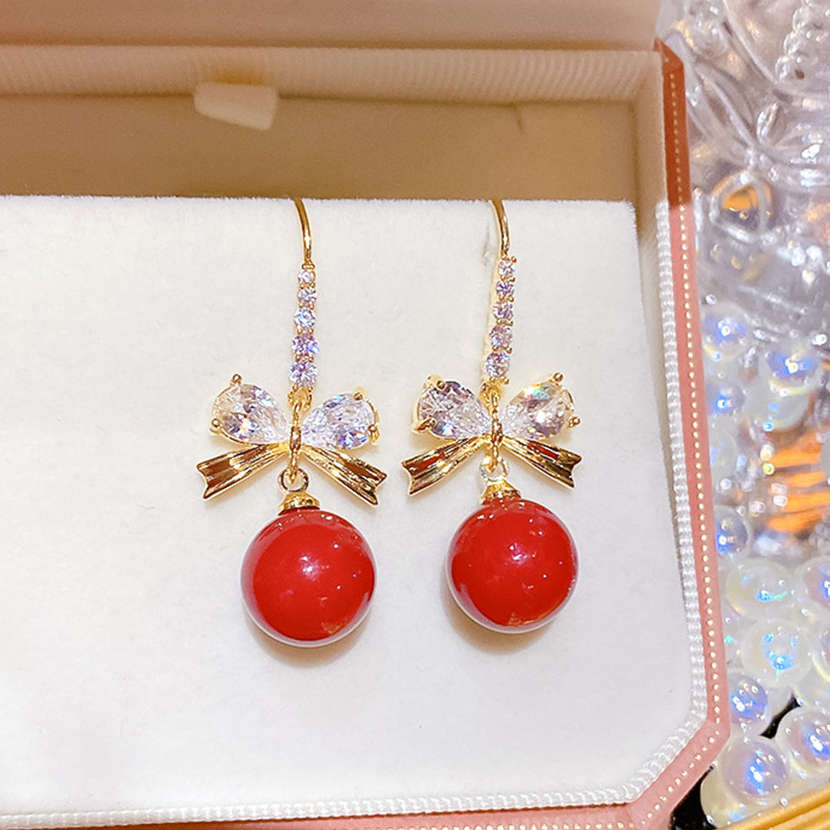 復古紅珍珠蝴蝶結耳環－商品主圖｜https://igowo.tw/