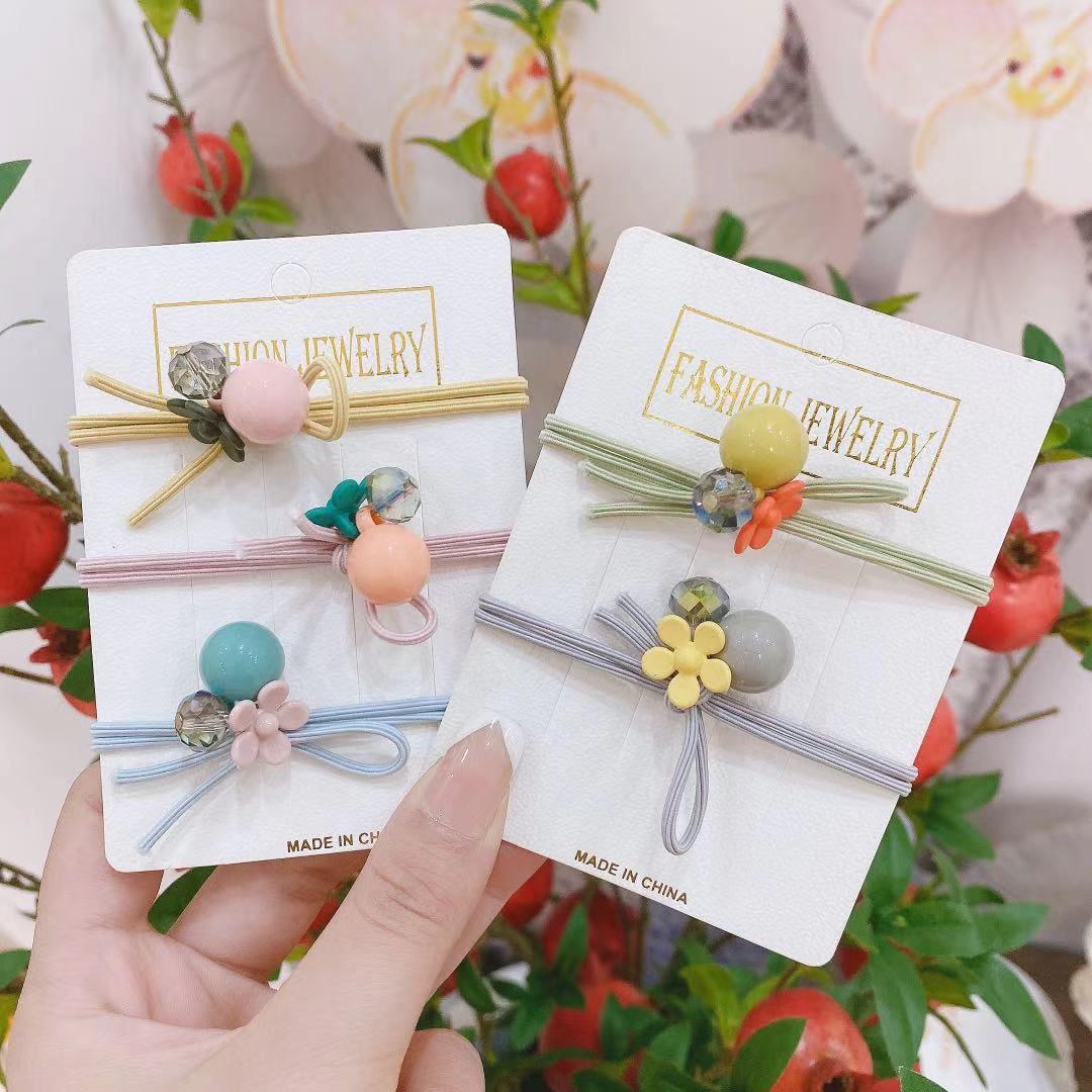 水晶花朵簡約髮圈－商品主圖｜https://igowo.tw/