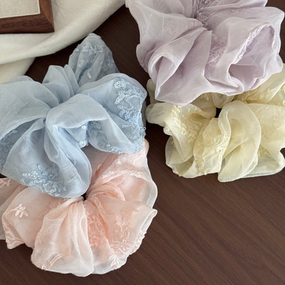 大腸圈刺繡髮圈－細節特寫2｜https://igowo.tw/