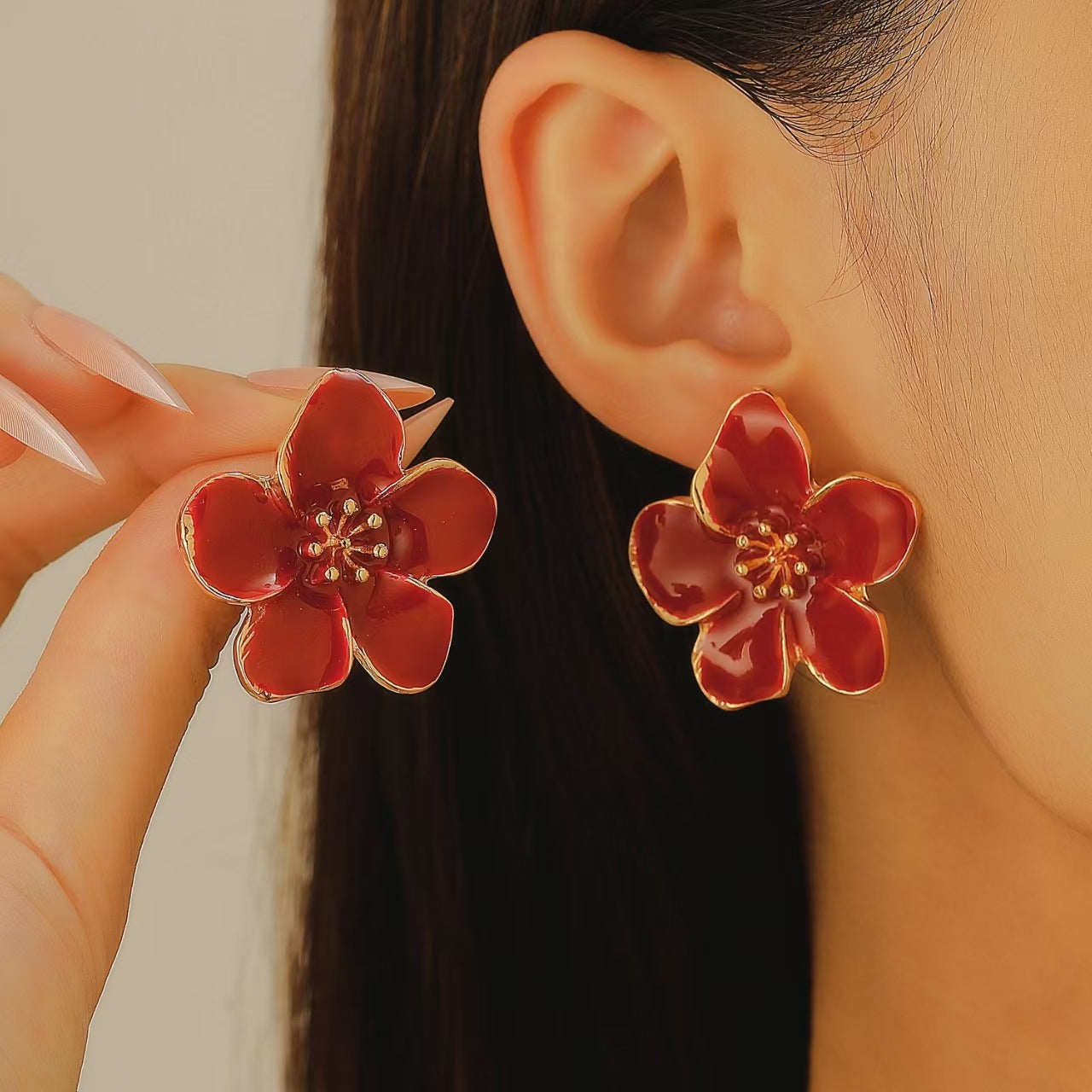 琺瑯花朵耳環－細節特寫56｜https://igowo.tw/