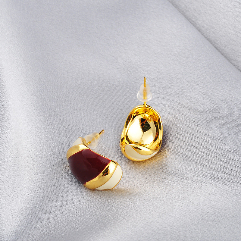 金色琺瑯復古簡約耳釘－商品主圖｜https://igowo.tw/