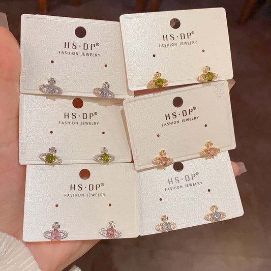 鋯石星球小巧簡約耳釘－商品主圖｜https://igowo.tw/