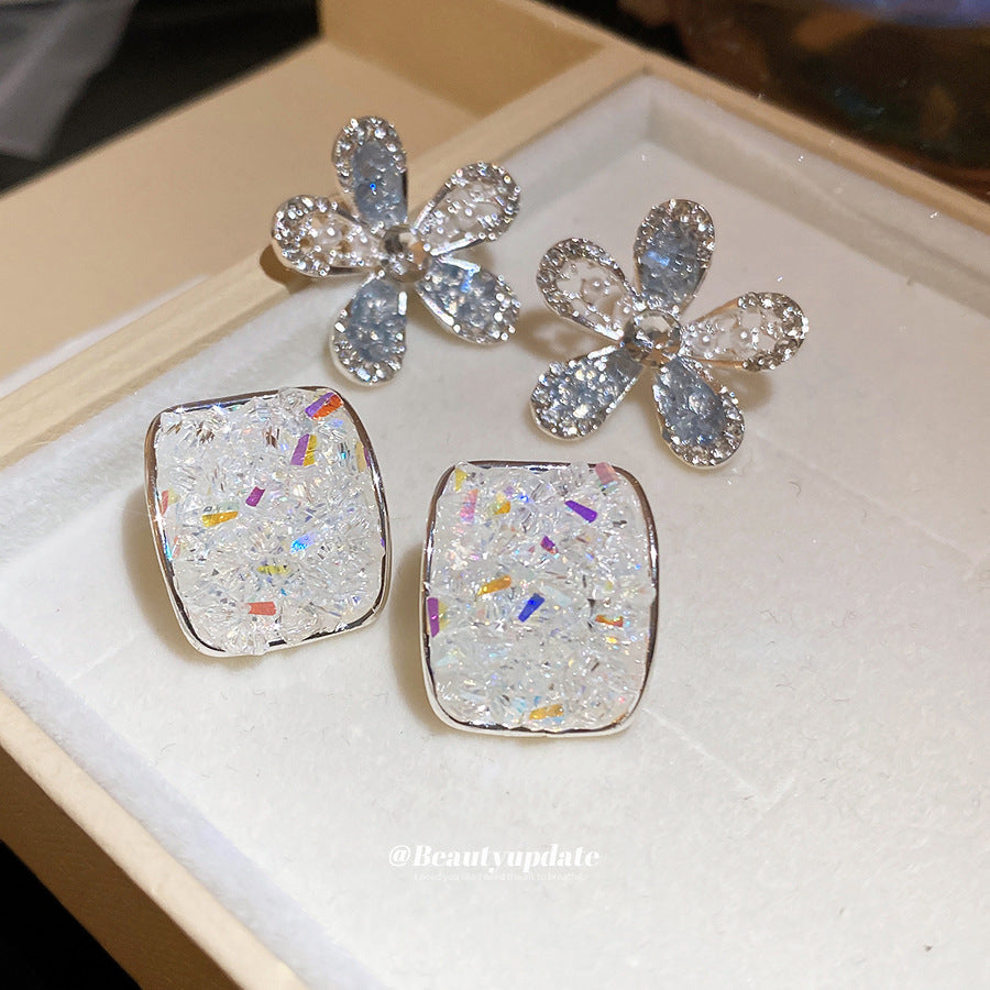 銀針鑲鉆水晶花朵耳釘時尚簡約日常百搭甜美風耳環輕奢高級感耳飾